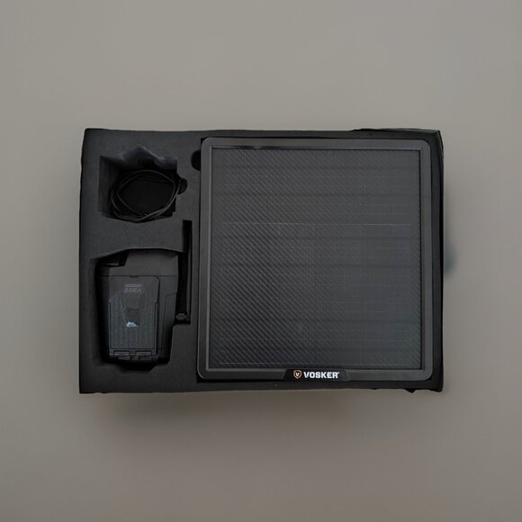 Vosker V300 Ultimate 4G LTE Wireless Security Camera with Solar Panel Battery - Picture 1 of 16